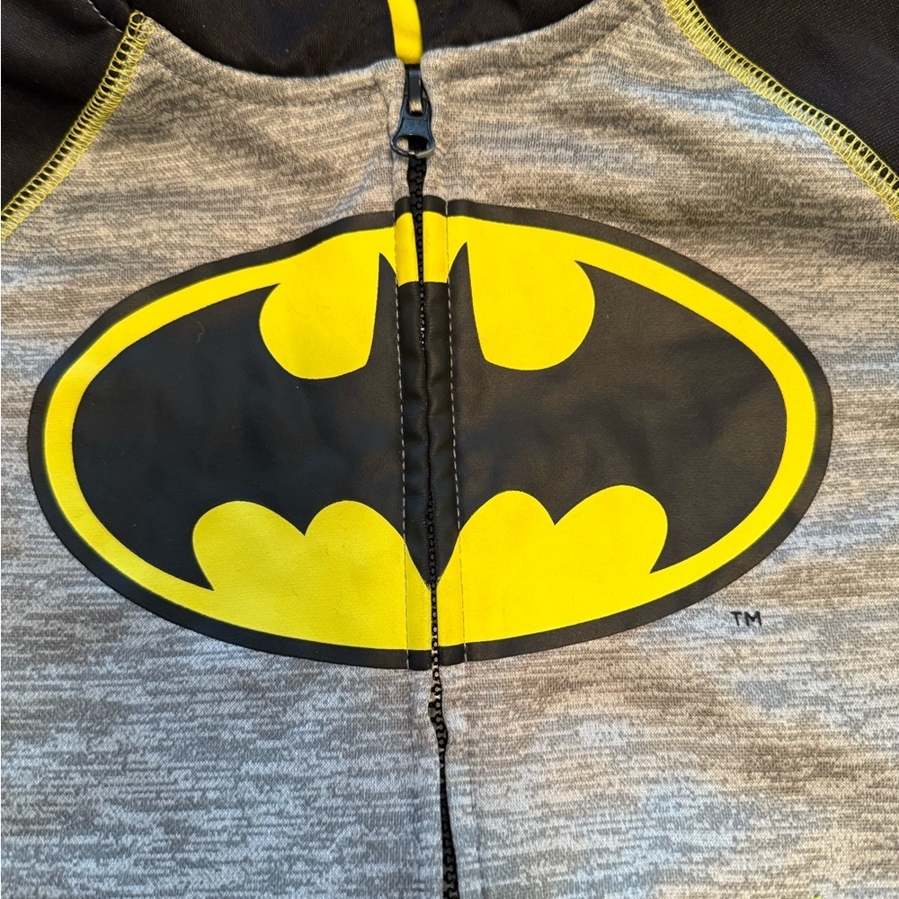 Jumping Beans Batman Collectible Fleece with Yellow Accents - Picture 2 of 5